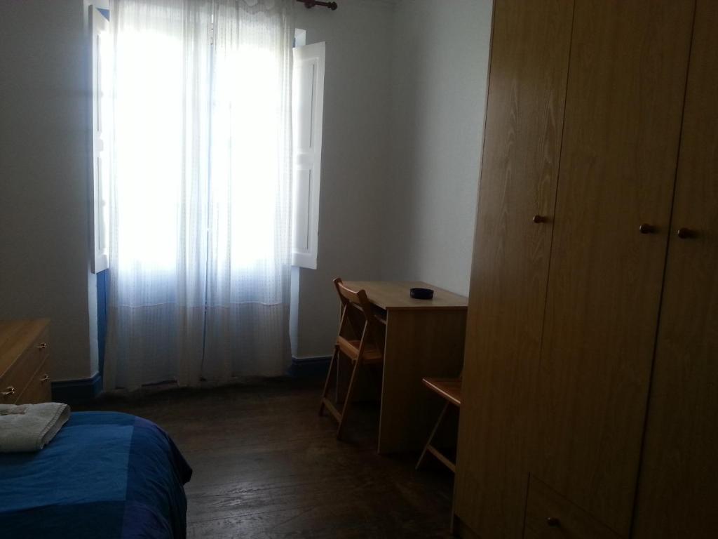 Pension "La Marina" Castro Urdiales Esterno foto