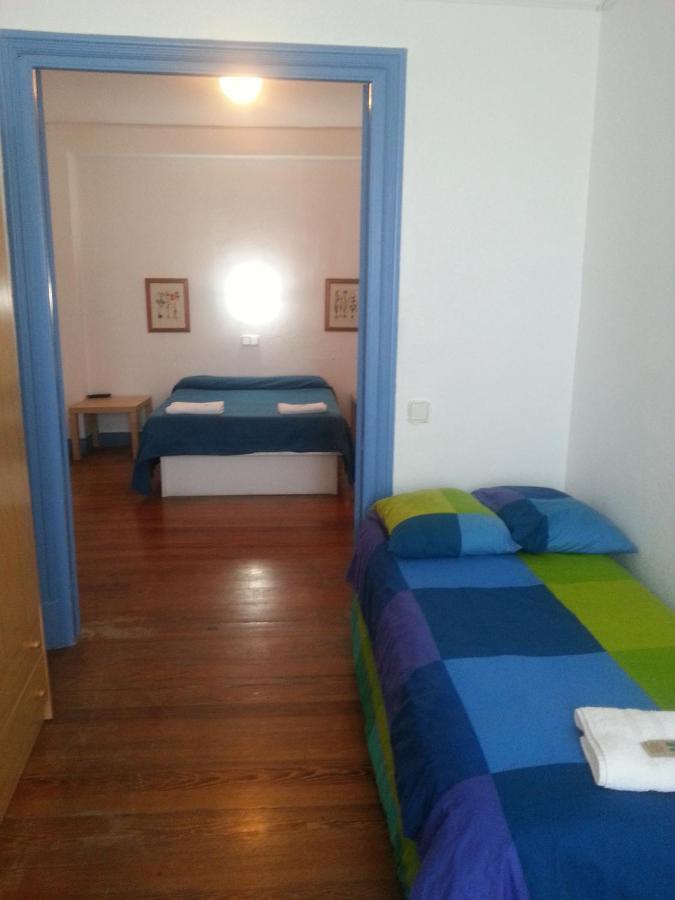 Pension "La Marina" Castro Urdiales Esterno foto