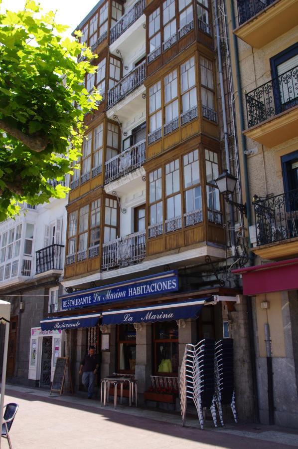 Pension "La Marina" Castro Urdiales Esterno foto