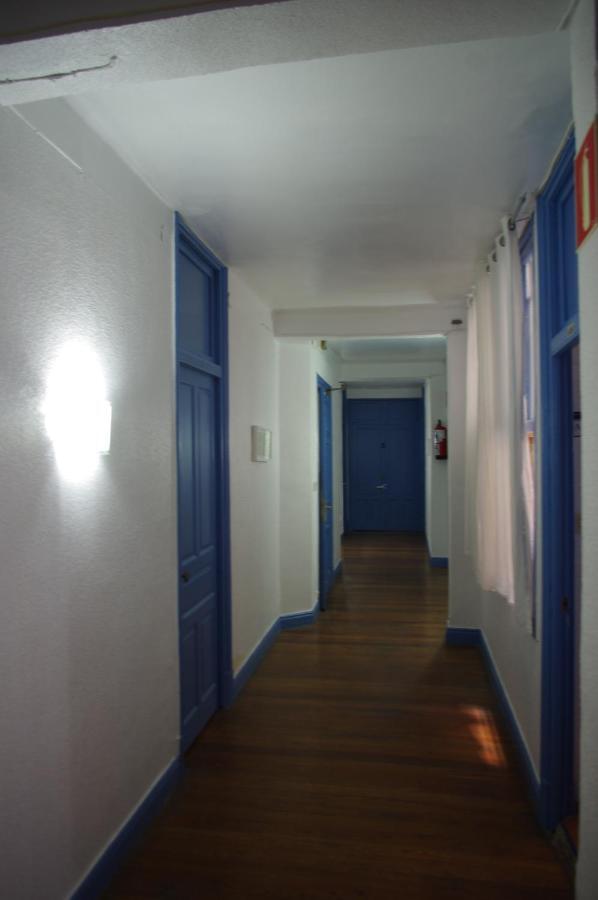 Pension "La Marina" Castro Urdiales Esterno foto