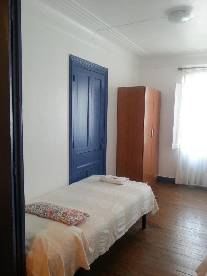 Pension "La Marina" Castro Urdiales Esterno foto